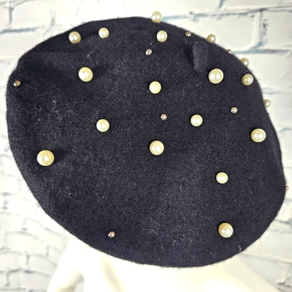 Aldo Seveacia Black Pearl Embellished Beret - Picture 4 of 9